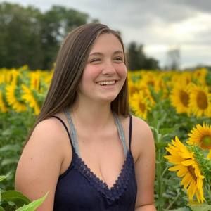 Meet your Posher, Ava